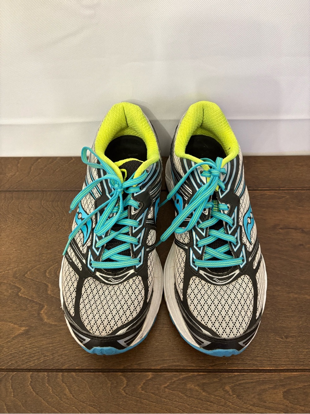 Saucony Guide 9 Women's Running Shoes in White, Aqua, and Neon Yellow